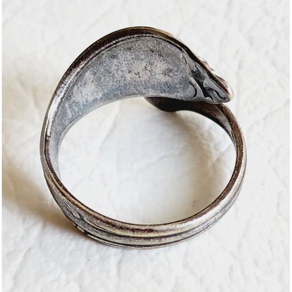 Vintage WM. A. Rogers Oneida LTD Silver Plated Adjustable Spoon Ring - Picture 3 of 6